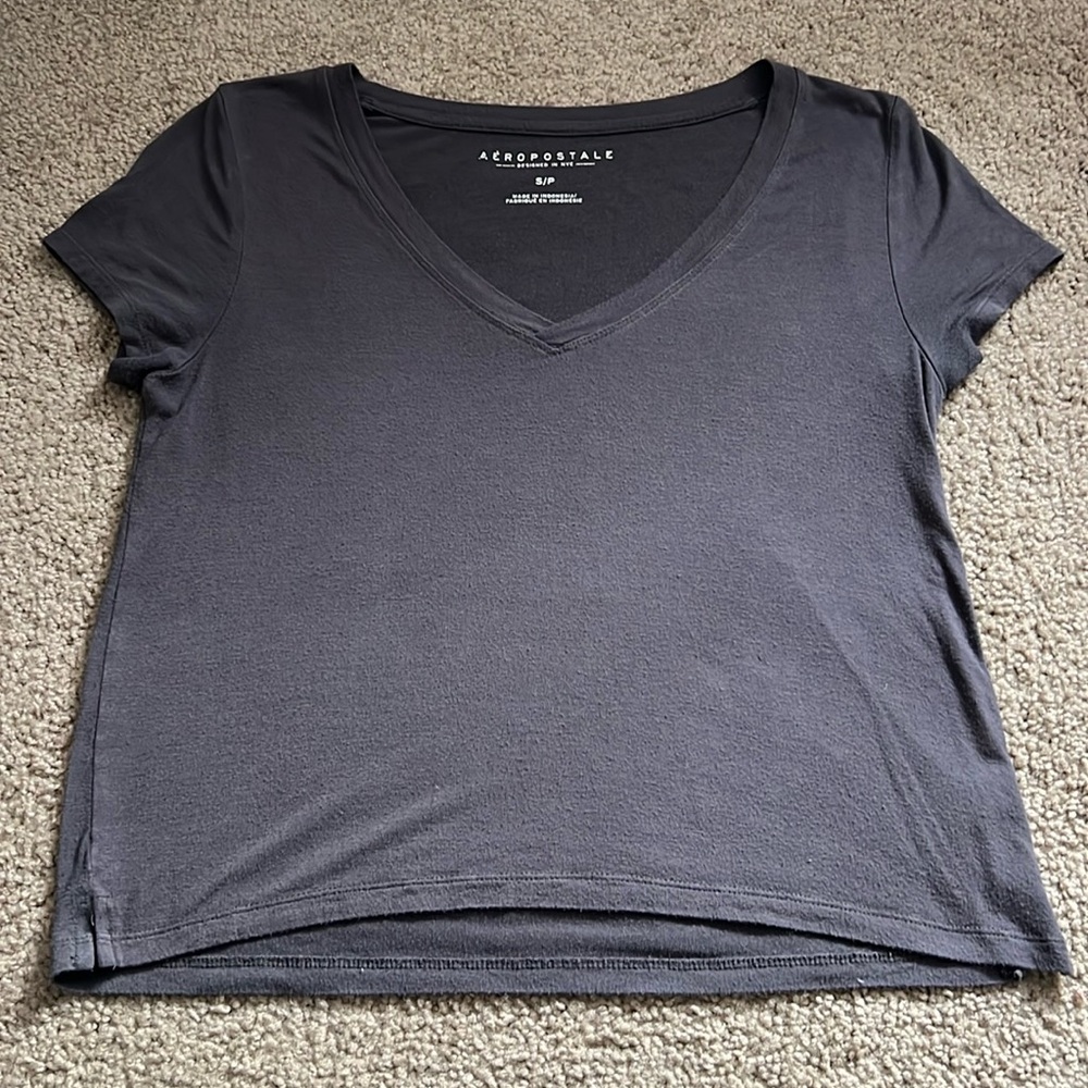 Aeropostale Gray V-Neck T-Shirt